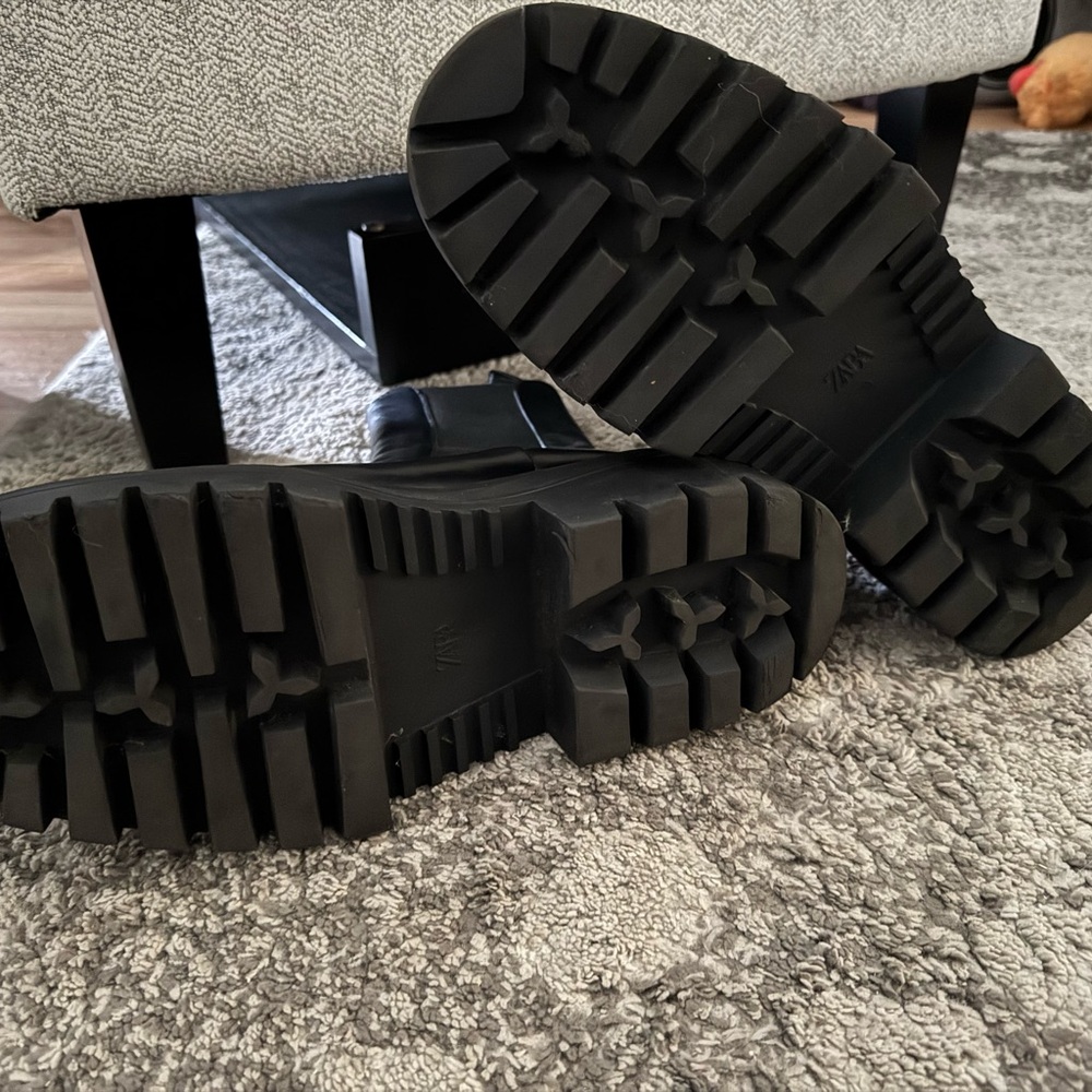 Zara Black Leather Chunky Boots - Picture 3 of 8